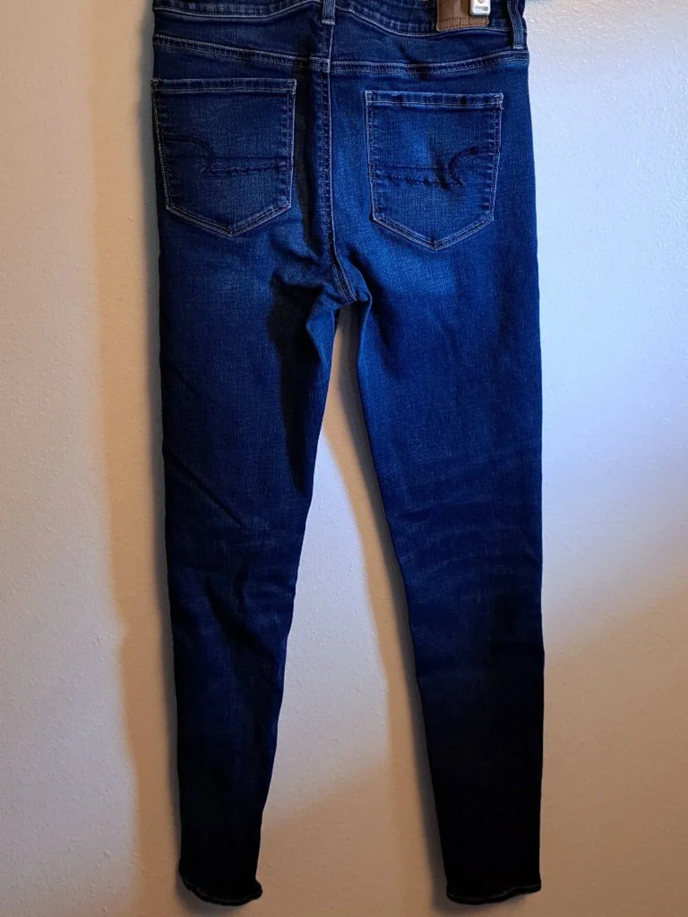 American Eagle Super Stretch Hi-Rise Jegging With Embroidered Pockets - Picture 2 of 9